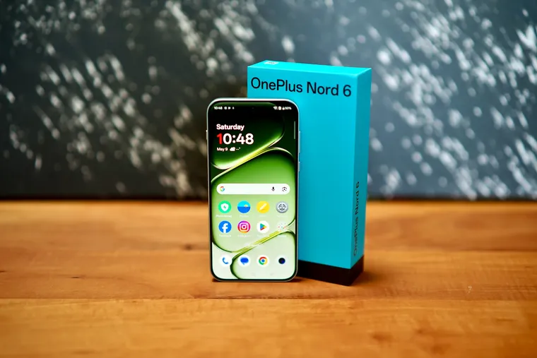 El circuito integrado del OnePlus Nord 6 administra el flujo eléctrico de forma inteligente para evitar sobrecalentamientos durante el proceso de carga rápida. El circuito integrado del OnePlus Nord 6 administra el flujo eléctrico de forma inteligente para evitar sobrecalentamientos durante el proceso de carga rápida.