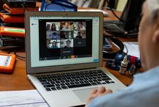 Clases en Zoom: 4 problemas de la enseñanza en línea que señala el profesor que anunció su renuncia a sus alumnos en directo