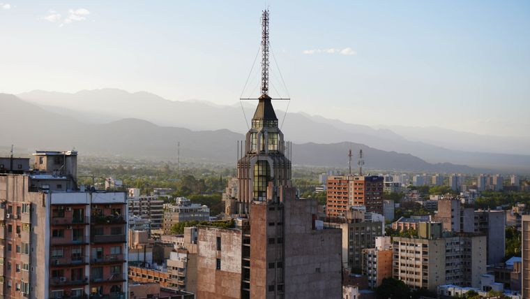 Tras el temporal, cuándo mejora el estado del tiempo en Mendoza. 