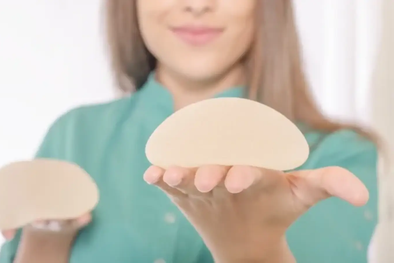 MDZol | breast-implants.webp