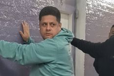 El detenido fue condenado a 20 años por abuso sexual con acceso carnal a pesar de no haber tenido contacto físico con la víctima, lo que significa un fallo histórico por el precedente que marca.&nbsp;