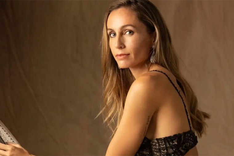 LA NUEVA VIDA DE GISELA DULKO LA EXTENISTA TIENE UN NUEVO TRABAJO QUE LA LLENA DE FELICIDAD.