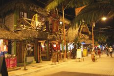 Foto: http://yainis.com/montanita-ecuador