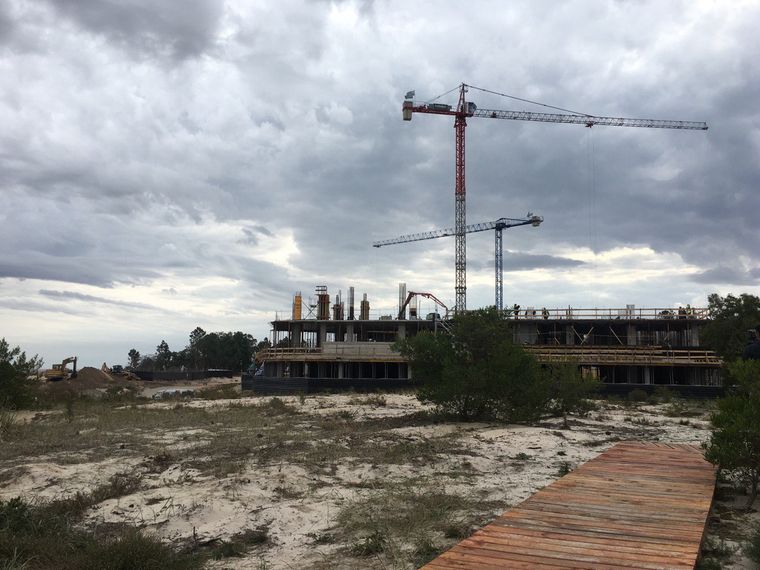 Avanzan las construcciones en +Colonia.