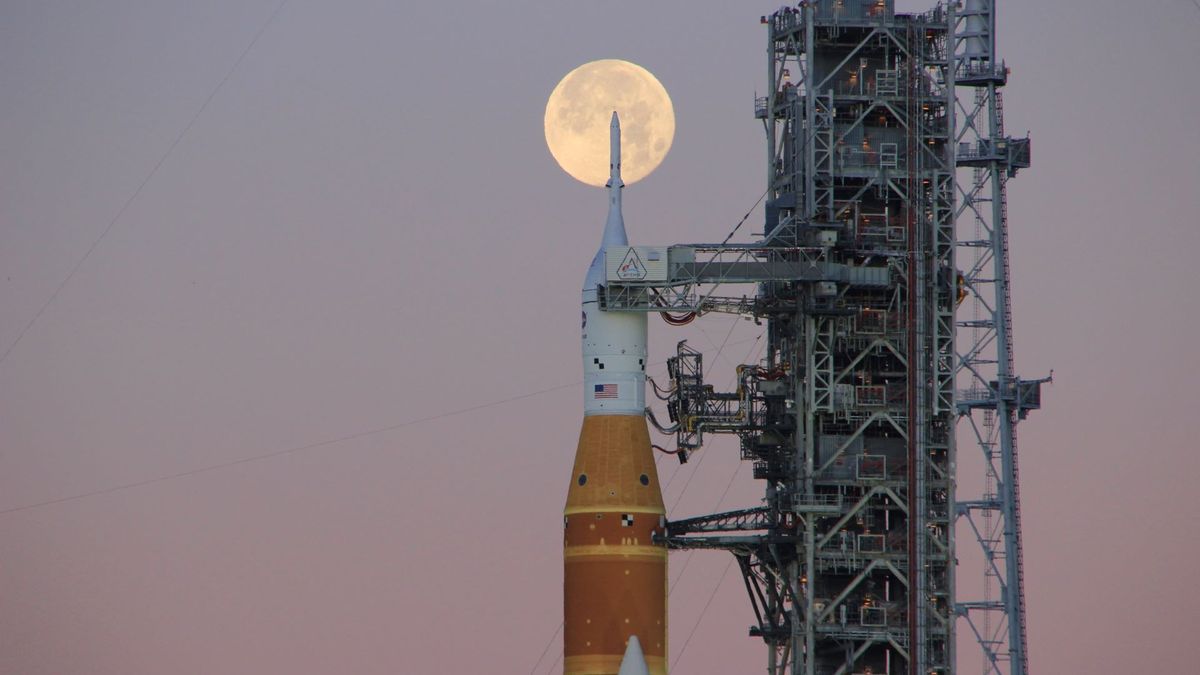 Qué pasa si algo falla en la Luna: el plan de la NASA para salvar a los astronautas