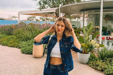 Jeans, botas, tops, vestidos: anímate al total denim como Stephanie Demner Foto: Instagram