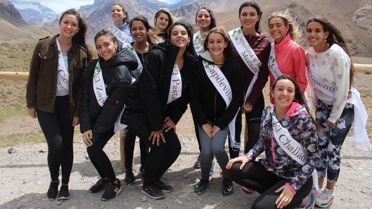 Las candidatas a la Vendimia 2020 de Las Heras se capacitan y disfrutan.