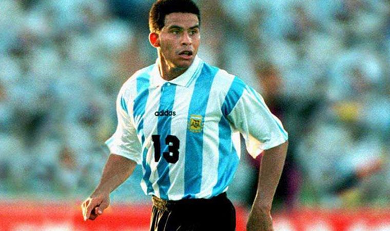 La mujer murió el lunes tras caer del séptimo piso de un edificio en Ramos Mejía. Foto: X