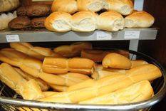 El pan es uno de los alimentos que más incrementos ha sufrido el último tiempo Foto: MDZ