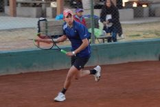 Agustina Badatto Agustina Badatto cayó en singles ante Parrilla pero tendrá revancha en Dobles. Foto: Juan Borsani/MDZ