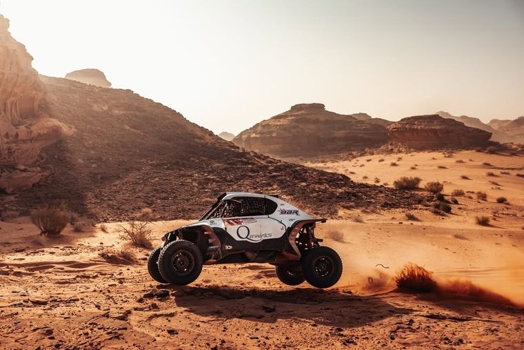 El mendocino Bruno Jacomy navega a Lucas del Río en la actual edición del Dakar. El mendocino Bruno Jacomy navega a Lucas del Río en la actual edición del Dakar.