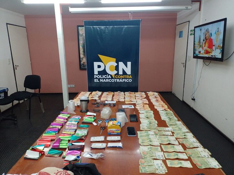 Detienen a un integrante de la Barra Brava de la Lepra con drogas y lo vinculan a banda narco  Foto: Ministerio de Seguridad