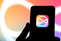 Siri impulsa colaboración con Gemini para la actualización de iOS. Siri impulsa colaboración con Gemini para la actualización de iOS.