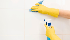 El truco de limpieza para azulejos que se volvió tendencia en redes por su eficacia y bajo costo. Foto: Freepik El truco de limpieza para azulejos que se volvió tendencia en redes por su eficacia y bajo costo. Foto: Freepik