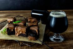 Una tendencia genera polémica entre los amantes de la cerveza Foto: Shutterstock