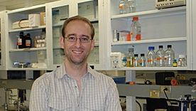 El argentino que busca frenar el VIH