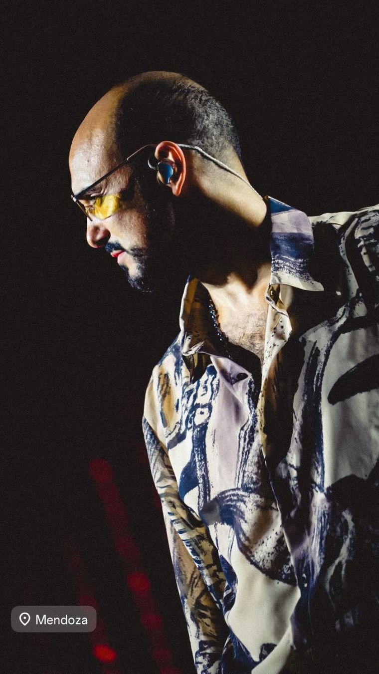 Abel Pintos volvió a encantar a sus fans mendocinos. Abel Pintos volvió a encantar a sus fans mendocinos.