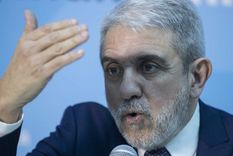 anibal fernandez admitio que uno de los tripulantes tiene nexos con una agrupacion terrorista