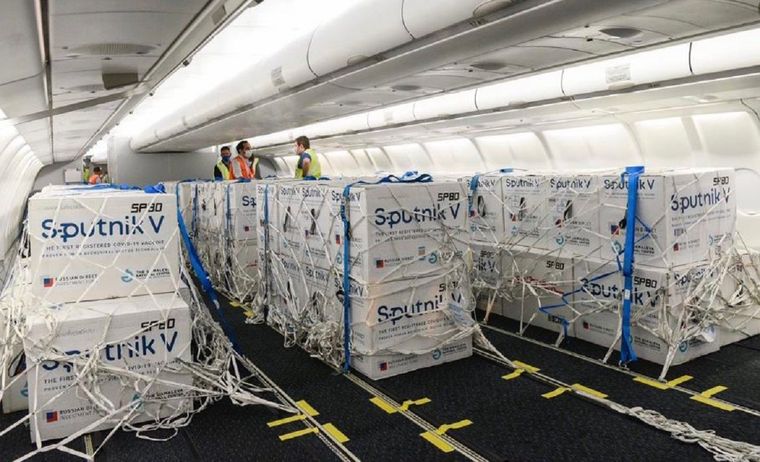 Más vacunas Sputnik V llegarán al país en las próximas horas