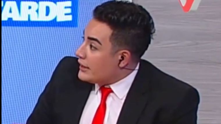 El polémico panelista de El Siete. El polémico panelista de El Siete.