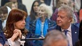 Cristina Fernández de Kirchner junto al abogado Carlos Beraldi. Foto: Twitter Radio 10 Cristina Fernández de Kirchner junto al abogado Carlos Beraldi. Foto: Twitter Radio 10