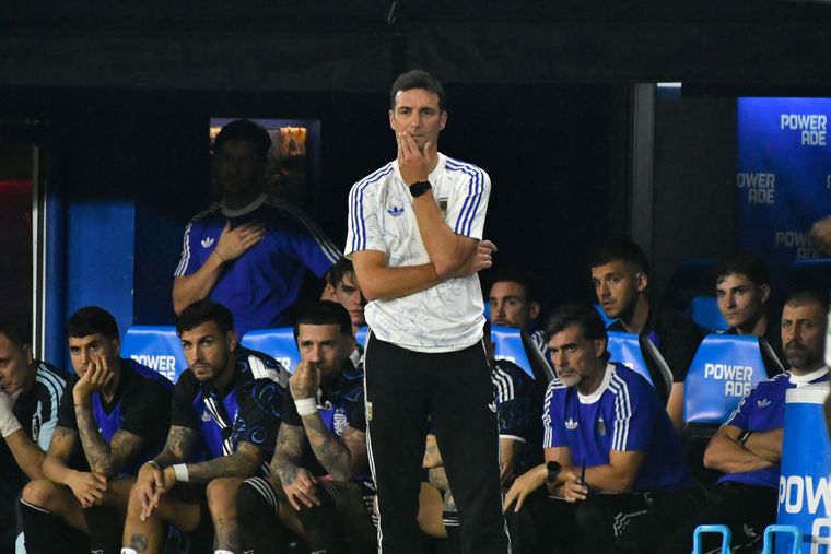 Lionel Scaloni aparece como candidato a dirigir al Real Madrid tras el Mundial 2026.