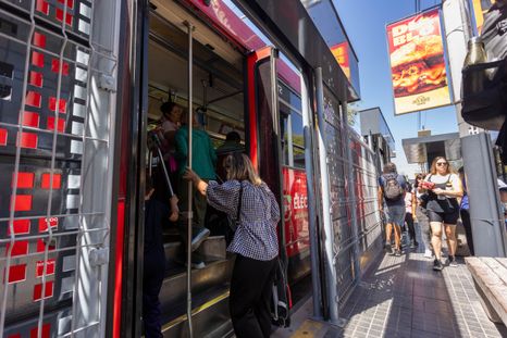Sumaron otro parador inteligente en una zona de mucha afluencia. Sumaron otro parador inteligente en una zona de mucha afluencia.