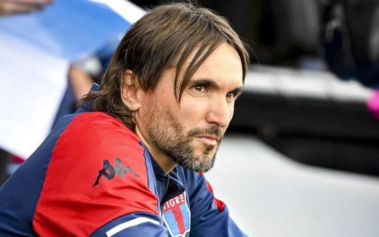 En Tigre, Diego Martínez se ganó los elogios de Juan Román Riquelme Foto: El Gráfico