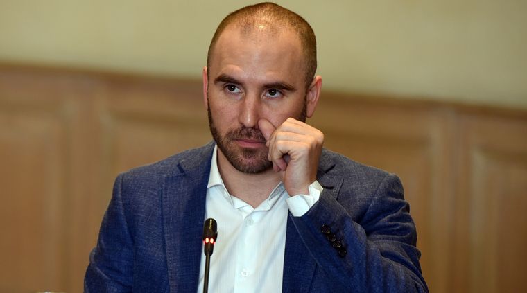 El ministro Guzmán opinó de la entrega de un nuevo IFE y no dejó en claro su postura Foto: ALF PONCE MERCADO / MDZ