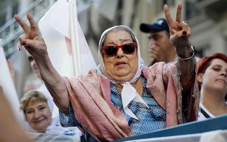 Hebe de Bonafini criticó a los manifestantes del #27F y a los que colocaron bolsas mortuorias
