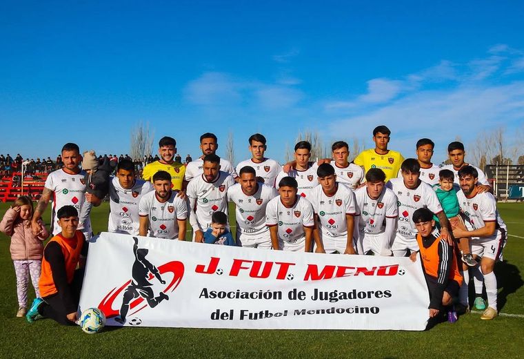 En medio del escándalo, la Liga Mendocina de Fútbol define al campeón del Apertura.