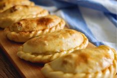 empanadas de jamon y queso, el clasico indiscutible de argentina