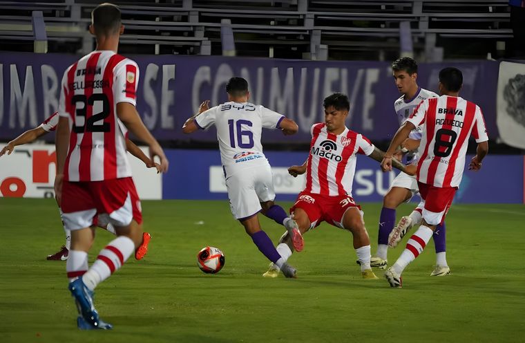 Instituto y un hecho insólito durante el partido ante Defensor Sporting Foto: @Instituto
