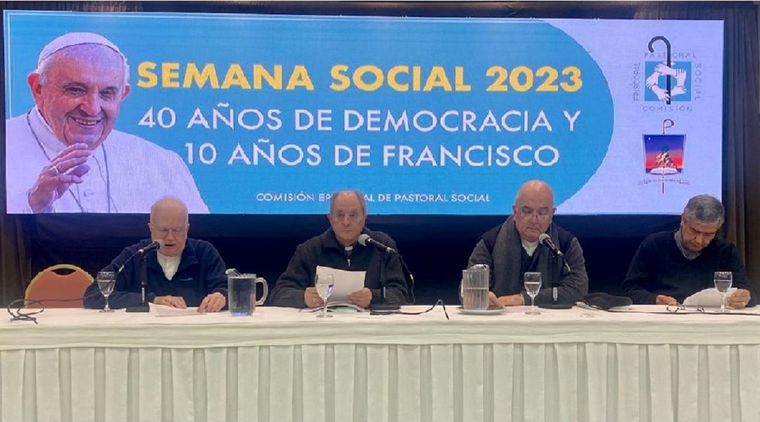 La CEA convocó a asistentes y clérigos para celebrar el tercer aniversario del Programa FE Foto: Conferencia Episcopal Argentina