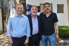 Fernando Gray y Carlos Bianco en un acto homenaje a Manuel Dorrego
