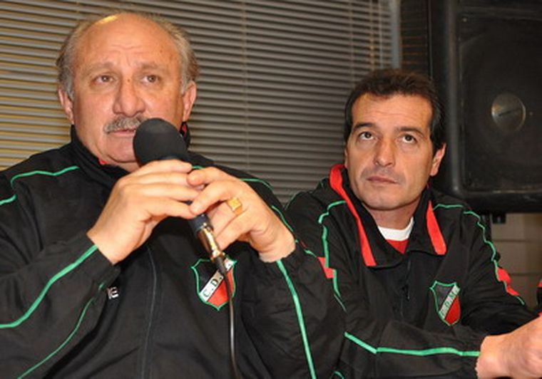 Sperdutti y uno de sus ayudantes de campo, Hector Escobar. Foto: MDZ