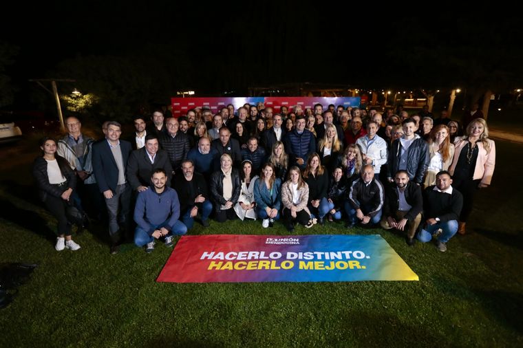 La primera foto del frente que lidera De Marchi de cara a las elecciones provinciales. Foto: La Unión Mendocina