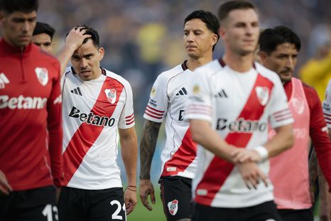 El fuerte enojo del Huevo Acuña con Lautaro Rivero antes de un córner de Boca: cuál fue el motivo. El fuerte enojo del Huevo Acuña con Lautaro Rivero antes de un córner de Boca: cuál fue el motivo.
