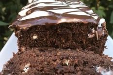 Este budín de chocolate y manzana es riquísimo y se hace en solo 5 pasos con pocos ingredientes y resulta sabroso y húmedo. Foto: Instagram