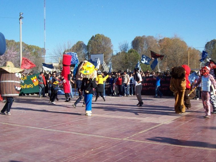 La danza de las mascotas.