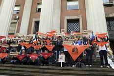 Familiales de víctimas el día de la primera sentencia, en 2019 Foto: NA Familiales de víctimas el día de la primera sentencia, en 2019 Foto: NA
