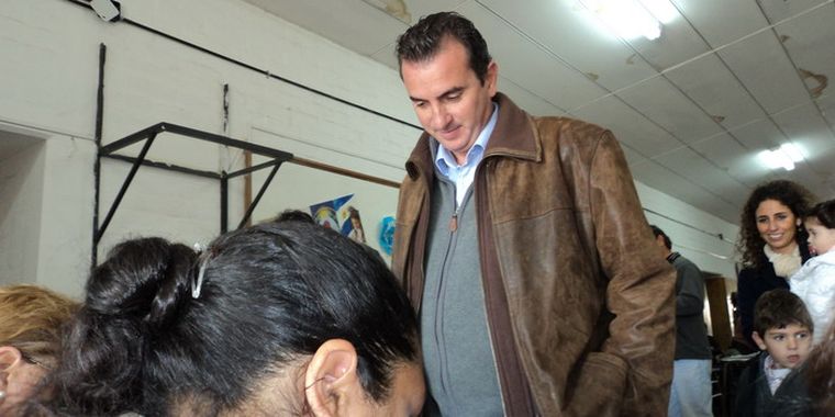 Paco Pérez apoya a Hernández en Capital. Foto: MDZ/Christian Sanz