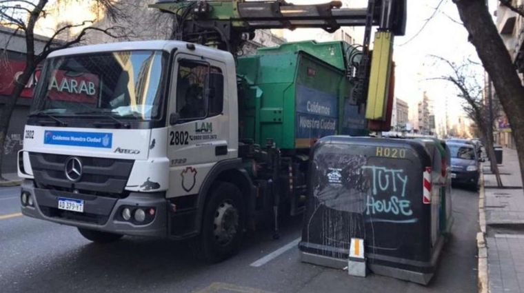 El camión quedó retenido en la empresa mientras se realizan los peritajes correspondientes Foto: El Doce