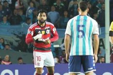 Gabi gol le señaló el título de la Copa Libertadores a Nardoni. Foto: Captura Gabi gol le señaló el título de la Copa Libertadores a Nardoni. Foto: Captura
