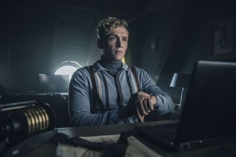 Acción y comedia. Acción y comedia.