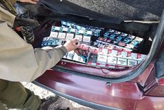 Uno de los contrabando de cigarrillos. Foto: Gendarmería Nacional