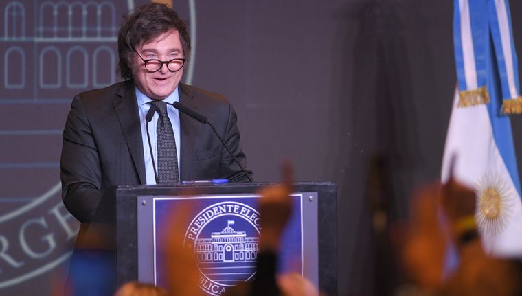 Javier Milei, durante su primer discurso como presidente electo Foto: Télam