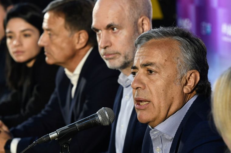 Cornejo y Larreta en un acto de campaña en Mendoza Foto: ALF PONCE MERCADO / MDZ