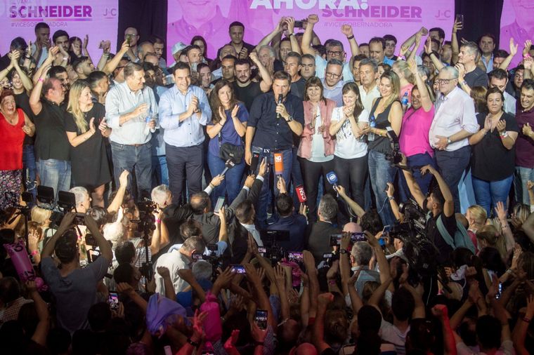 Juntos por el Cambio celebró la victoria de Zdero en Chaco Foto: Télam