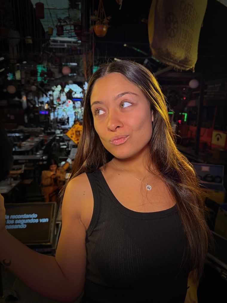 El equipo médico de emergencias tuvo que asistir a la cantante debido a un cuadro de ansiedad extremo. El equipo médico de emergencias tuvo que asistir a la cantante debido a un cuadro de ansiedad extremo.